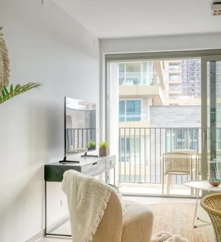 Family-friendly Beachside Retreat For 5 In * Ostend