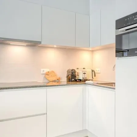 Family-friendly Beachside Retreat For 5 In * Oostende